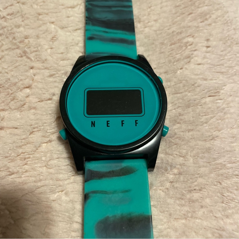 Neff Daily Digital Watch - Picture 3 of 13